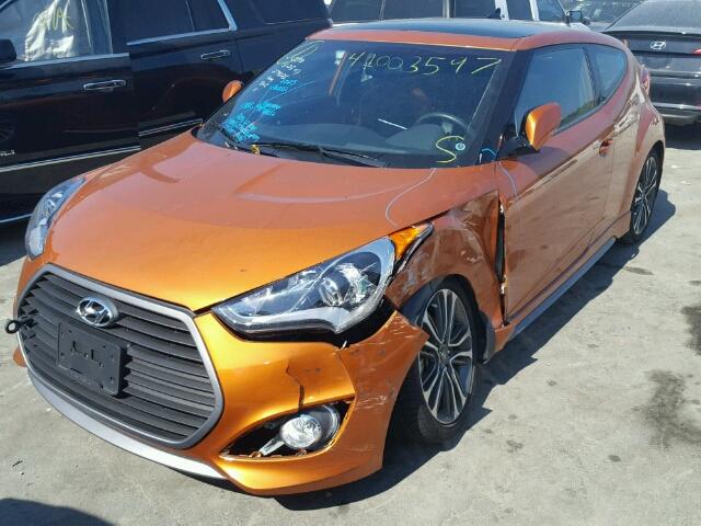 KMHTC6AE2GU279225 - 2016 HYUNDAI VELOSTER T ORANGE photo 2