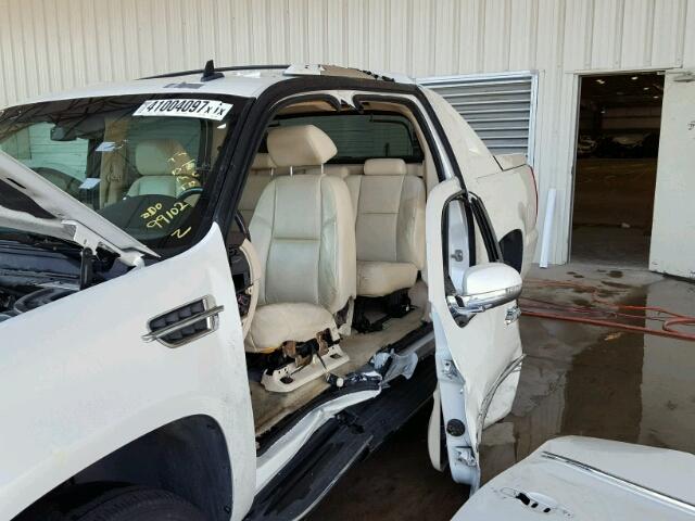 3GYFK62897G215998 - 2007 CADILLAC ESCALADE E WHITE photo 9