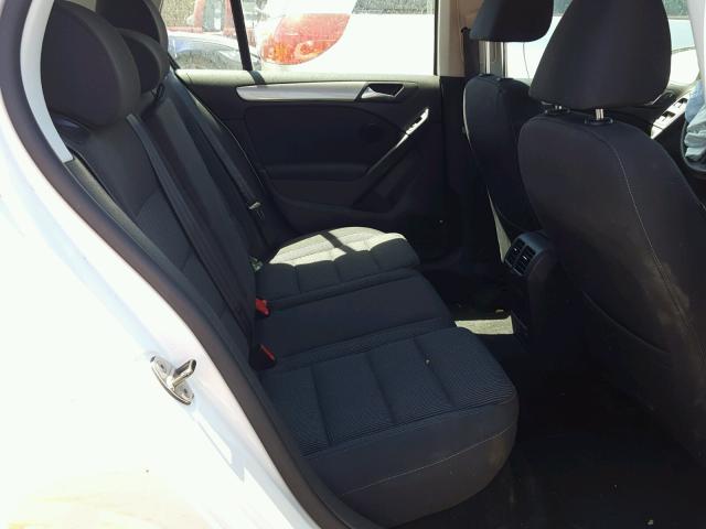 WVWDB7AJXDW019797 - 2013 VOLKSWAGEN GOLF WHITE photo 6