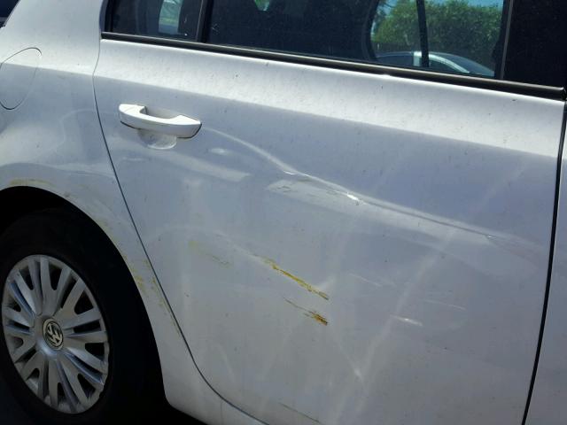 WVWDB7AJXDW019797 - 2013 VOLKSWAGEN GOLF WHITE photo 9