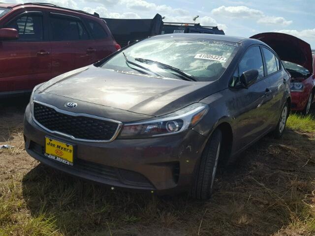 3KPFK4A7XHE147761 - 2017 KIA FORTE LX CHARCOAL photo 2