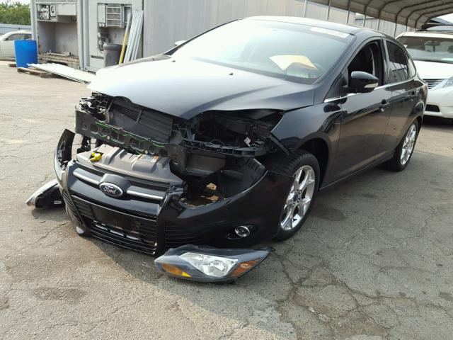 1FADP3J23EL300187 - 2014 FORD FOCUS TITA BLACK photo 2