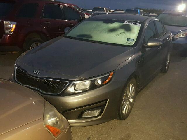 5XXGN4A72FG397530 - 2015 KIA OPTIMA EX GRAY photo 2