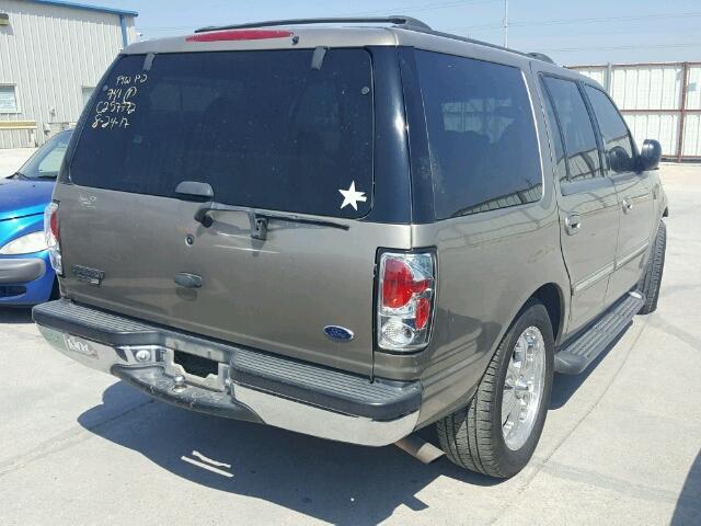 1FMRU15W52LA77653 - 2002 FORD EXPEDITION SILVER photo 4