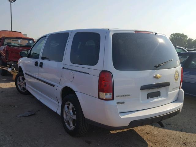1GBDV13W48D211462 - 2008 CHEVROLET UPLANDER I WHITE photo 3
