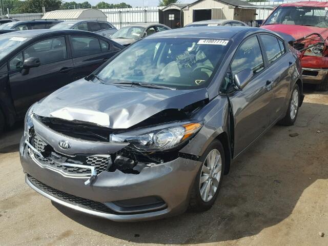 KNAFX4A60G5567836 - 2016 KIA FORTE LX GRAY photo 2