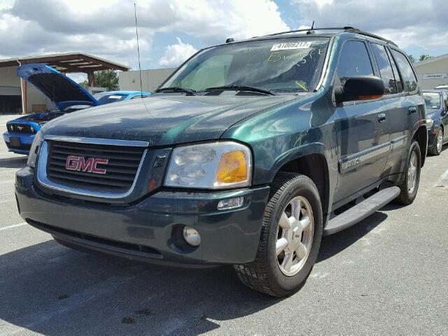 1GKDS13S452256270 - 2005 GMC ENVOY GREEN photo 2