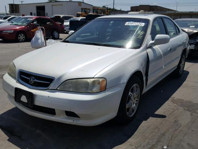 19UUA56621A034297 - 2001 ACURA 3.2TL WHITE photo 2