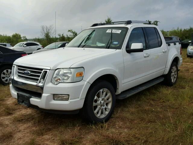 1FMEU33K67UA05565 - 2007 FORD EXPLORER S WHITE photo 2