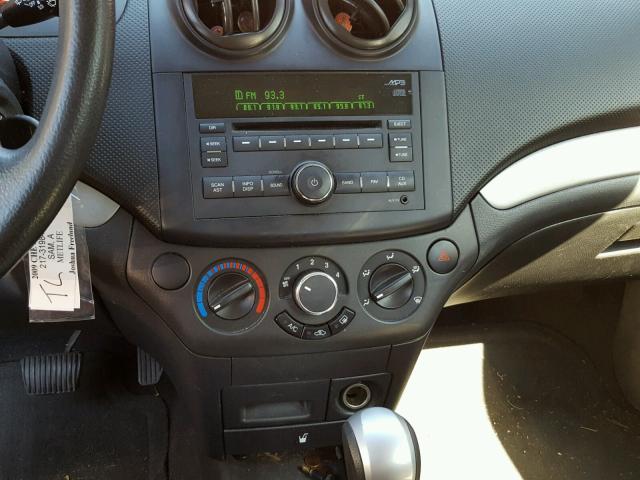 KL1TD66E19B620274 - 2009 CHEVROLET AVEO LS RED photo 9