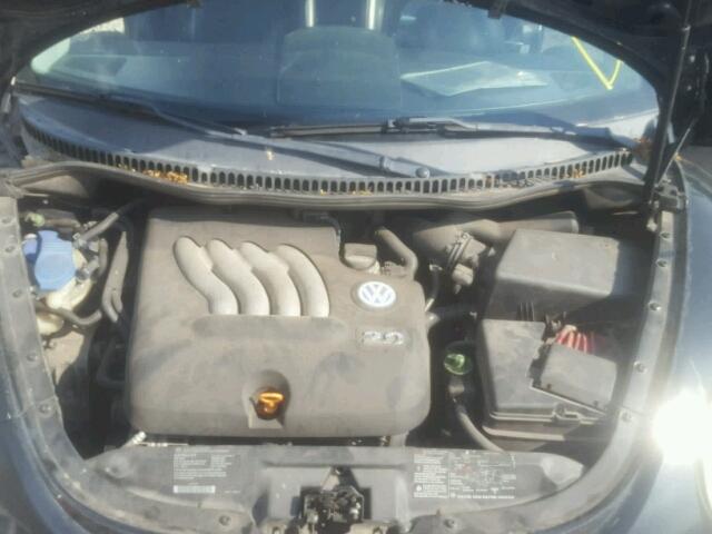 3VWCB21C82M417455 - 2002 VOLKSWAGEN NEW BEETLE 黑色 照片 7