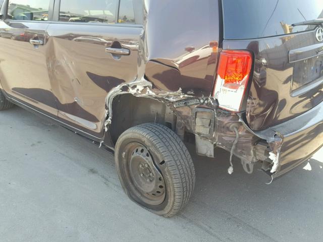 JTLKE50E381007988 - 2008 TOYOTA SCION XB Bordo foto 9