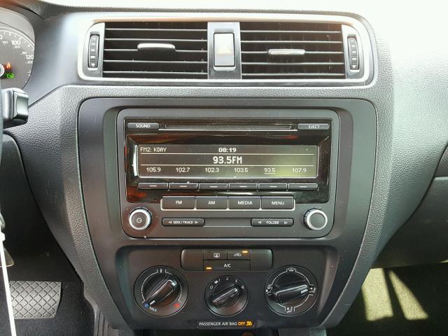 3VW2K7AJ2EM392595 - 2014 VOLKSWAGEN JETTA BASE BLUE photo 9