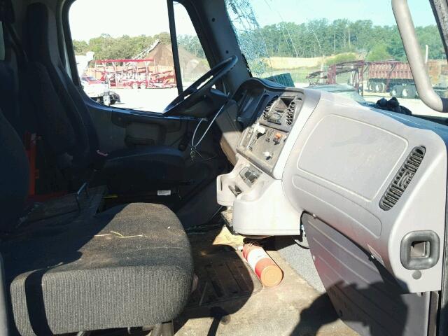 1FVHCYCY3EHFL1543 - 2014 FREIGHTLINER M2 WHITE photo 5