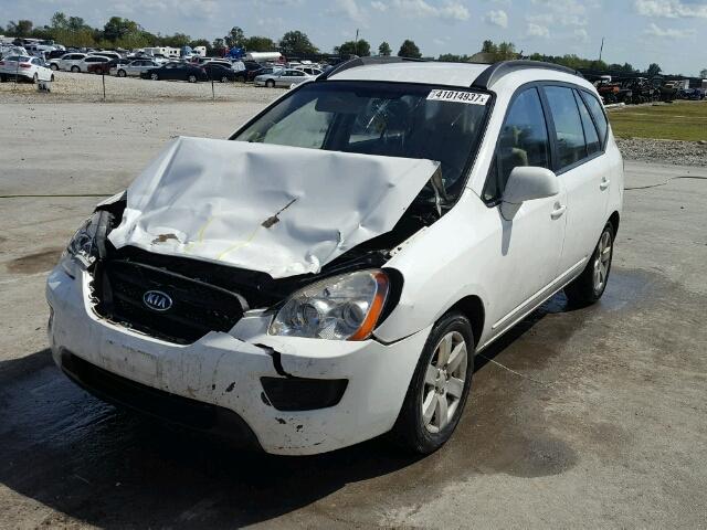 KNAFG526187159727 - 2008 KIA RONDO LX WHITE photo 2