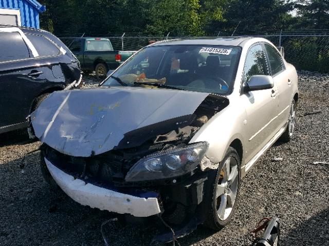 JM1BK123261503774 - 2006 MAZDA 3 S GOLD photo 2