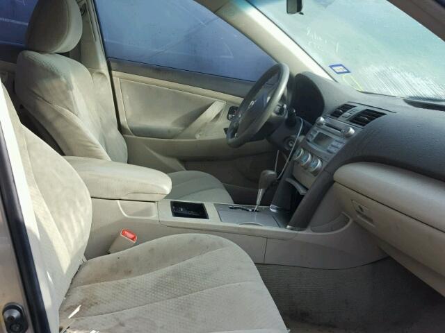 4T4BE46K49R058775 - 2009 TOYOTA CAMRY BASE GOLD photo 5