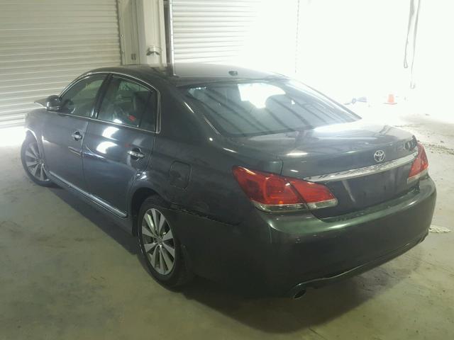 4T1BK3DB6BU410485 - 2011 TOYOTA AVALON BAS GRAY photo 3