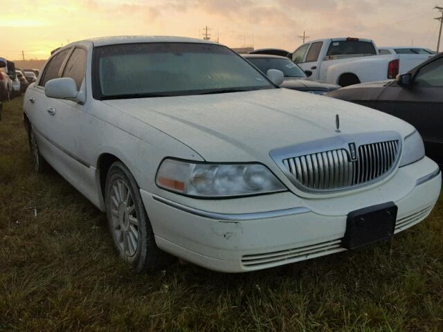 1LNHM81W34Y679905 - 2004 LINCOLN TOWN CAR WHITE photo 1