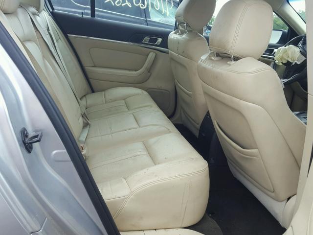 1LNHL9DK2DG609352 - 2013 LINCOLN MKS SILVER photo 6