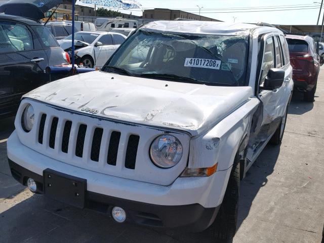 1C4NJPFA8GD615281 - 2016 JEEP PATRIOT LA WHITE photo 2