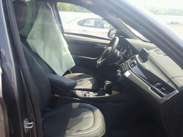 WBXHT3C38J5K27204 - 2018 BMW X1 XDRIVE2 GRAY photo 5