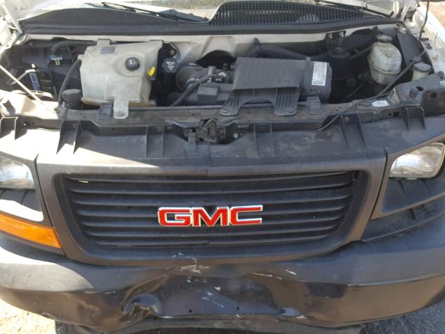 1GTHG39U351912550 - 2005 GMC SAVANA G35 WHITE photo 7