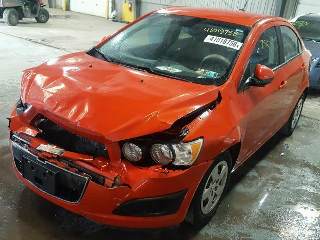 1G1JA5SG9D4108729 - 2013 CHEVROLET SONIC LS 橙色 照片 2