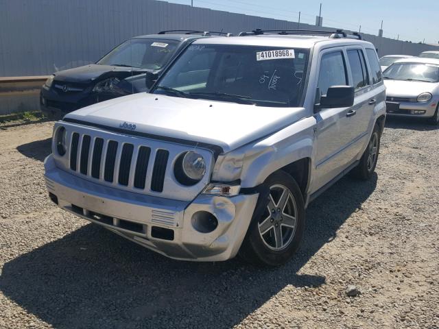 1J8FF48B09D222784 - 2009 JEEP PATRIOT LI SILVER photo 2