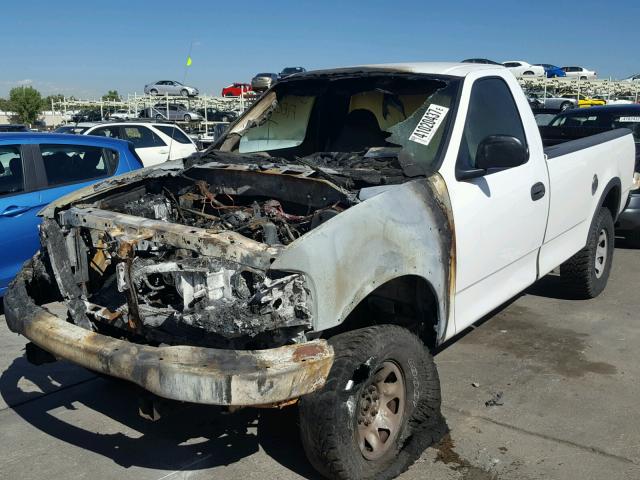 1FTPF18L3YKB22367 - 2000 FORD F150 WHITE photo 2