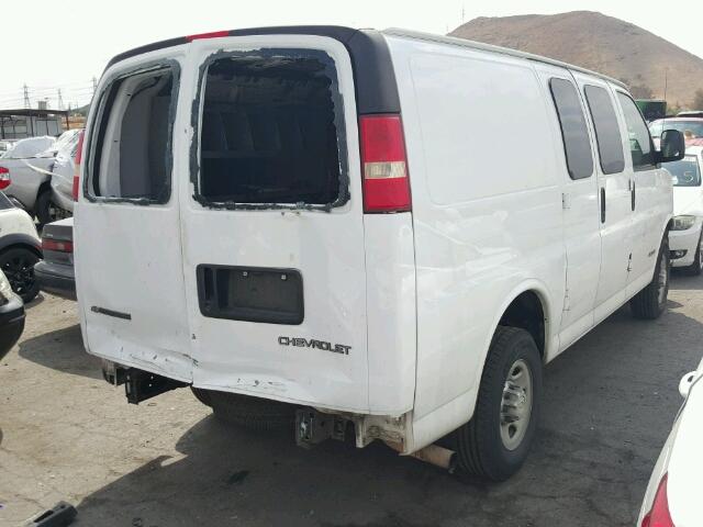 1GCGG25V661226749 - 2006 CHEVROLET EXPRESS G2 WHITE photo 4