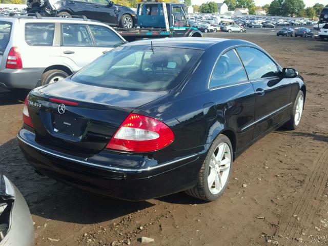 WDBTJ56J66F196831 - 2006 MERCEDES-BENZ CLK 350 BLACK photo 4