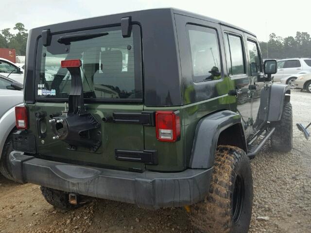 1J4GA39108L568357 - 2008 JEEP WRANGLER U GREEN photo 4