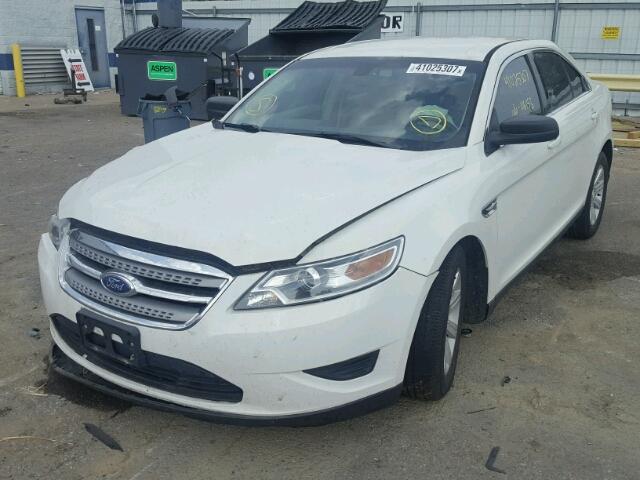 1FAHP2DW7BG187780 - 2011 FORD TAURUS SE WHITE photo 2