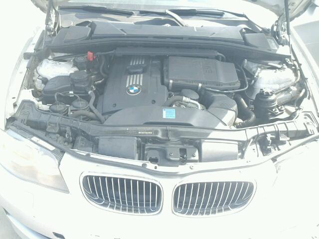 WBAUN93578VK39782 - 2008 BMW 135 SILVER photo 7