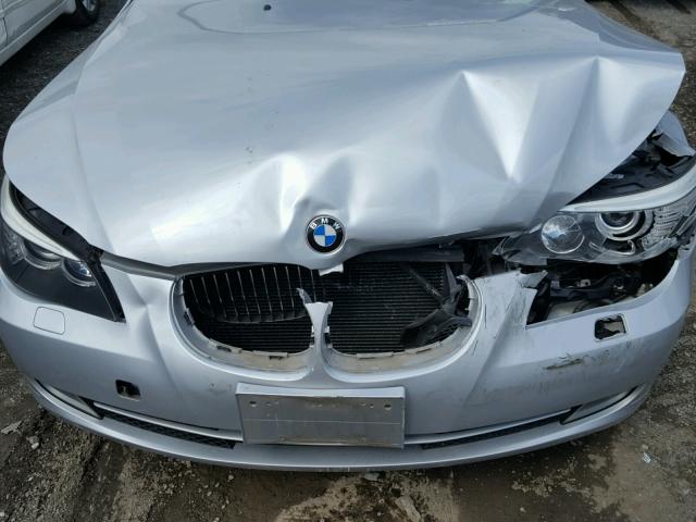 WBANV13568CZ60466 - 2008 BMW 528 XI SILVER photo 7