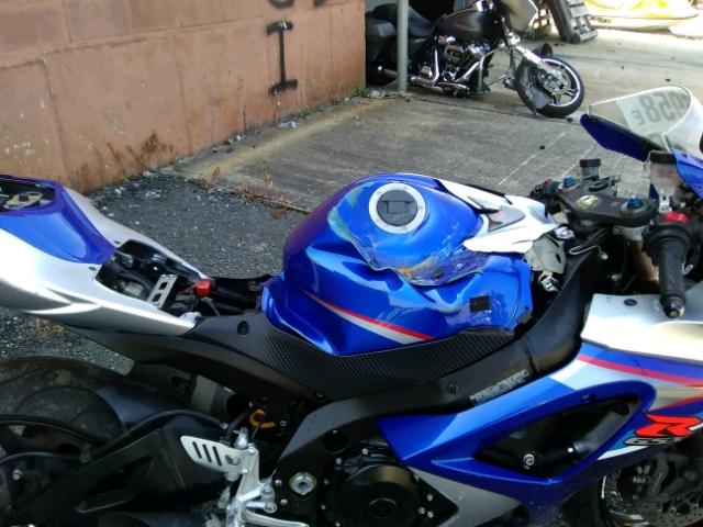 JS1GT77A872111062 - 2007 SUZUKI GSX-R1000 BLUE photo 5