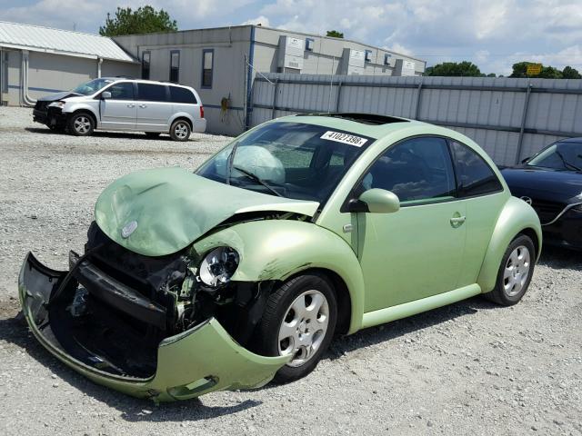 3VWCB21C32M426113 - 2002 VOLKSWAGEN NEW BEETLE 绿色 照片 2
