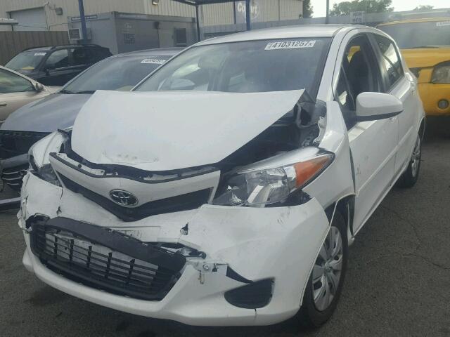 JTDKTUD30DD559784 - 2013 TOYOTA YARIS WHITE photo 2