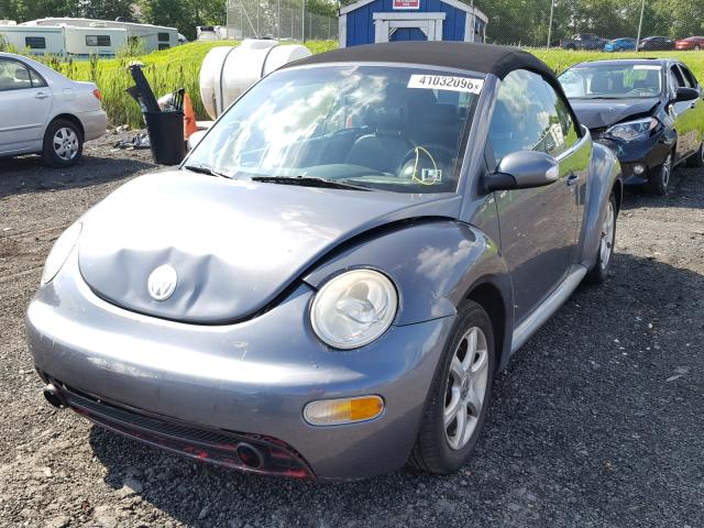 3VWCD31Y05M308438 - 2005 VOLKSWAGEN NEW BEETLE ნაცრისფერი ფოტო 2