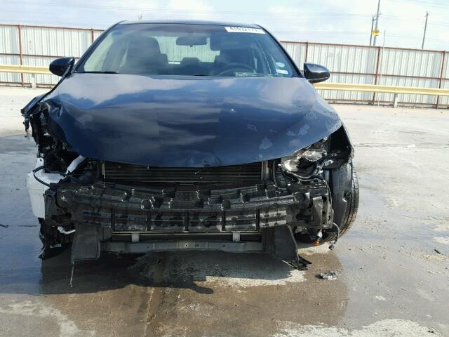 4T4BF1FKXFR500112 - 2015 TOYOTA CAMRY LE ლურჯი ფოტო 9