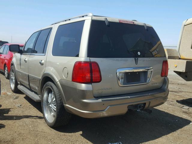5LMFU28R04LJ23484 - 2004 LINCOLN NAVIGATOR TAN photo 3