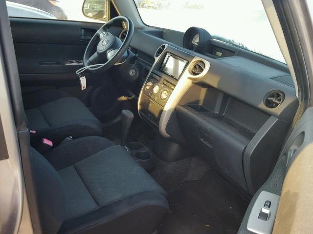 JTLKT324664076958 - 2006 TOYOTA SCION XB ნაცრისფერი ფოტო 5