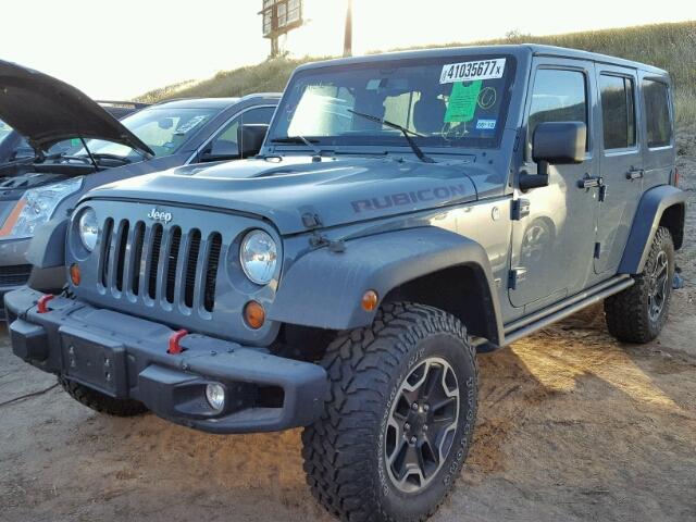 1C4BJWFG7DL646721 - 2013 JEEP WRANGLER U GRAY photo 2