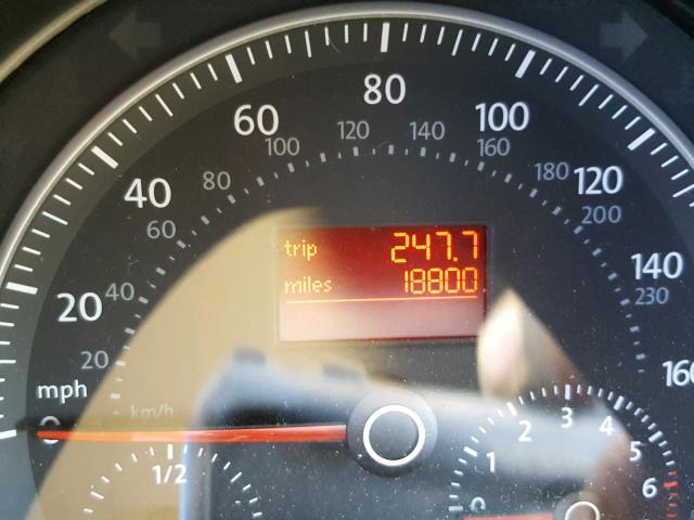 3VWRG3AL1AM008617 - 2010 VOLKSWAGEN NEW BEETLE 奶油色 照片 8