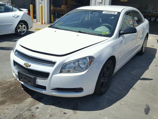 1G1ZA5E18BF329296 - 2011 CHEVROLET MALIBU LS WHITE photo 2