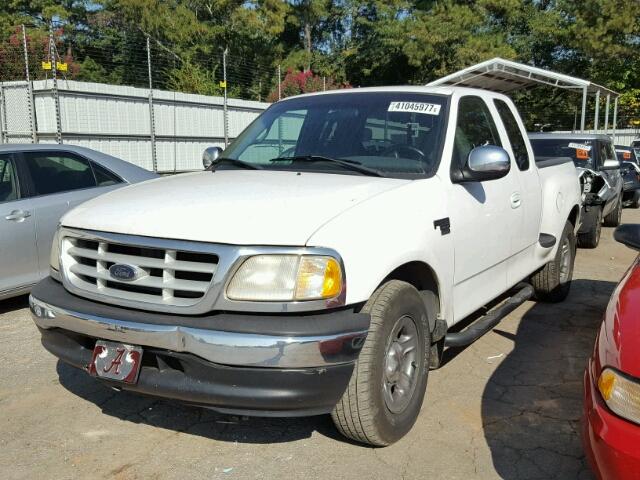 1FTRX07W3XKC18395 - 1999 FORD F150 WHITE photo 2