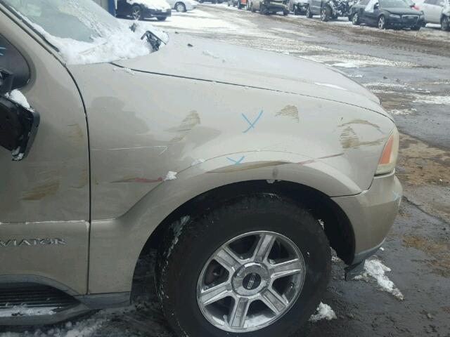 5LMEU88H04ZJ01942 - 2004 LINCOLN AVIATOR 金色 照片 10