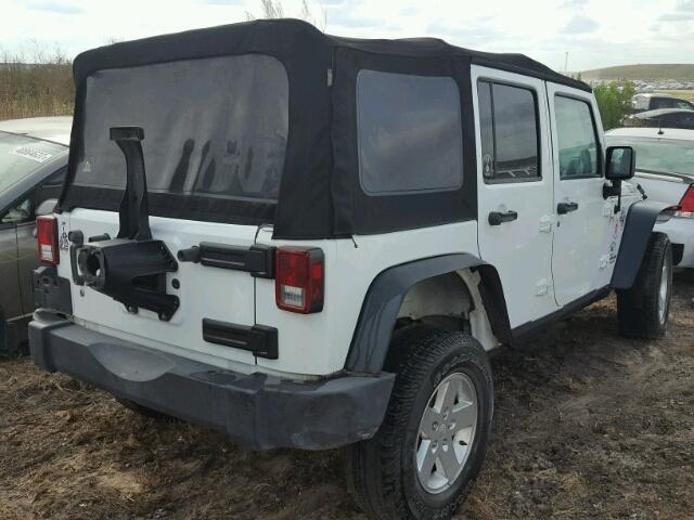 1C4HJWFG9DL506955 - 2013 JEEP WRANGLER U WHITE photo 4