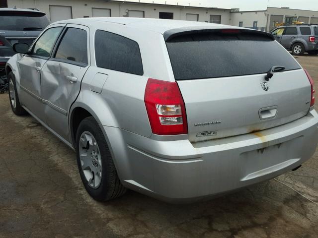 2D4FV47V97H690473 - 2007 DODGE MAGNUM SILVER photo 3